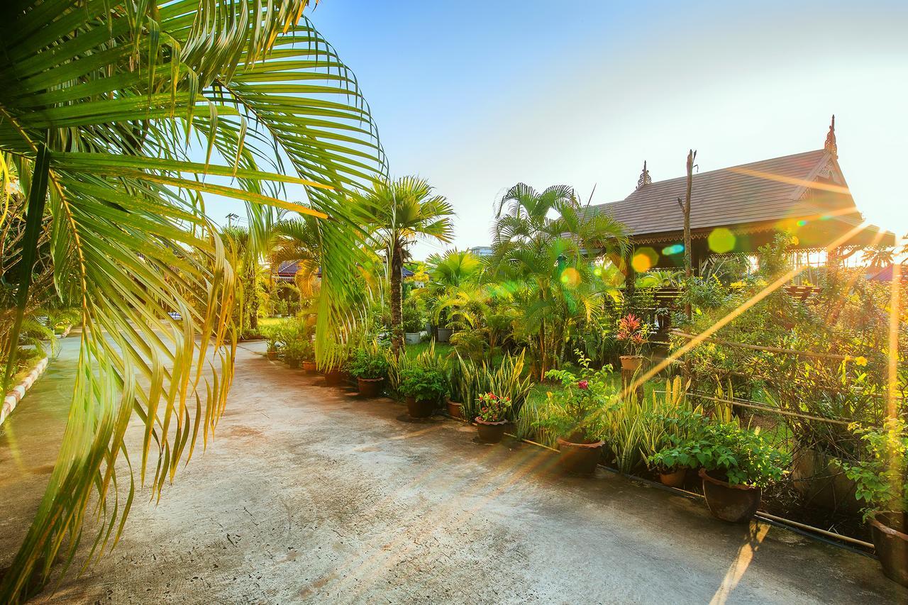 Nida Rooms Central 89 Plaza Resort 素叻他尼 外观 照片